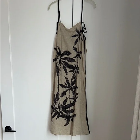 Anthropologie Cover Up - Picture 3 of 9